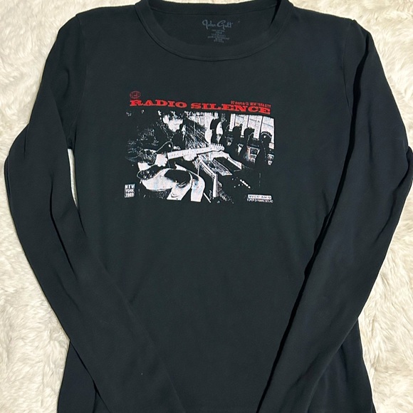 Brandy Melville Tops Brandy Melvile Radio Silence Long Sleeve